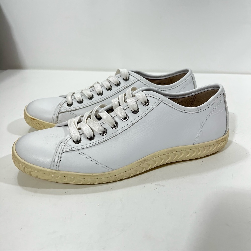 JOHN VARVATOS Star USA Hatton Low Top Leather Sneakers, White, Size 7, NWOT!